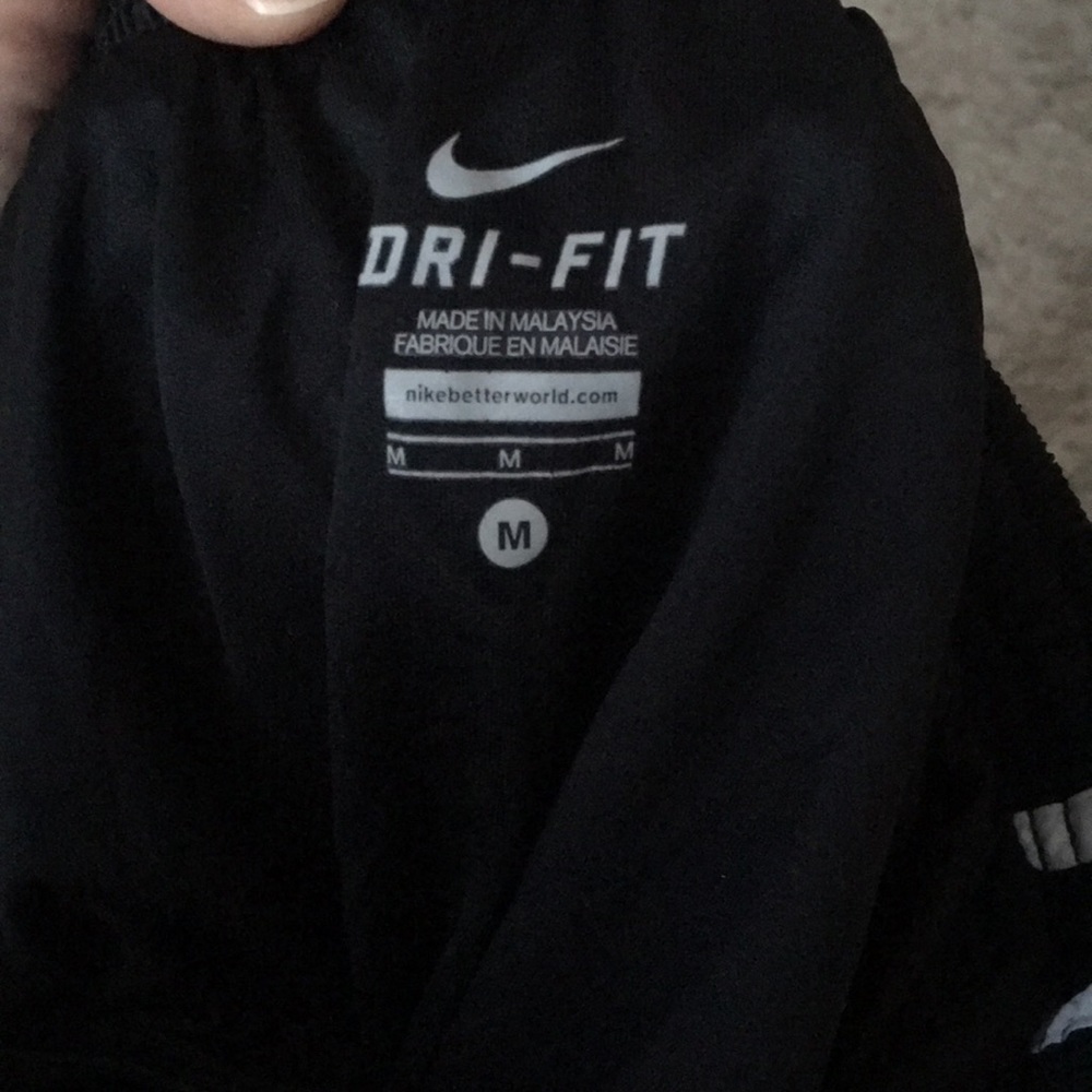 Nike dri fit running shorts - Picture 3 of 4
